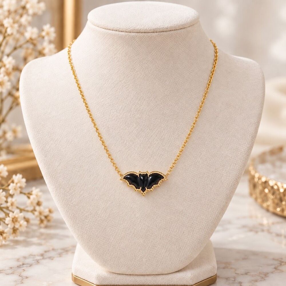 Kendra Scott Black Bat Pendant Necklace Gold Halloween Gothic Boho Jewelry New